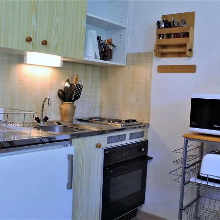 T2 Calme Avec Balcon Sud, Parking Gratuit, Navette Proche - 4 Couchages A 1850 - Fr-1-330-520 * Risoul